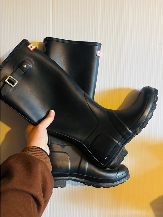 Hunter Shoes - Hunter Black Rain Boot size 7